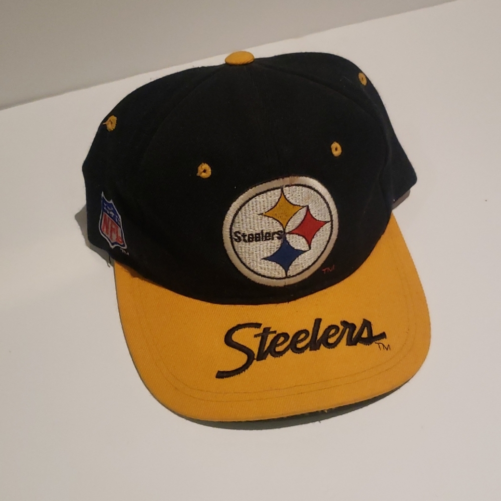 Vintage Pittsburgh Steelers Brim Script